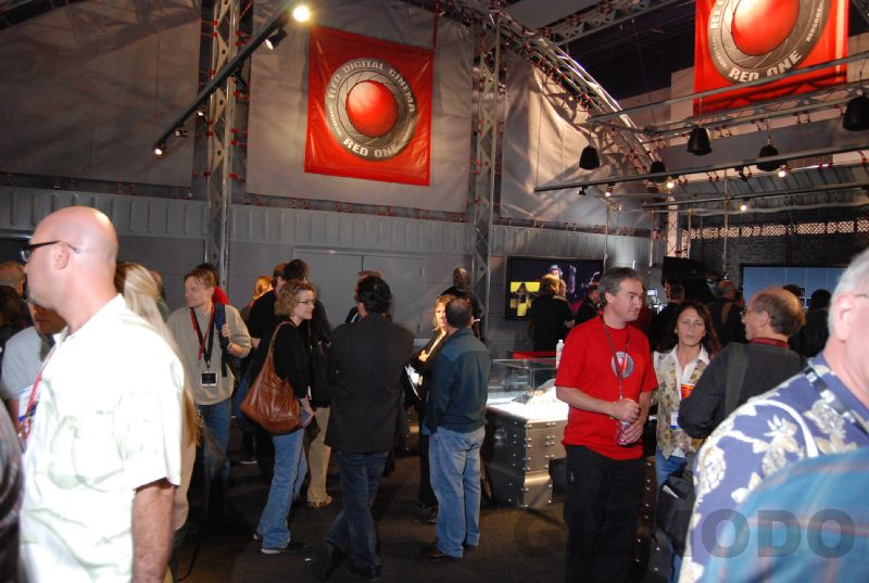 Illustration for article titled NAB07 Hands-On: Red One 4K Digital Cinema Camera Gallery
